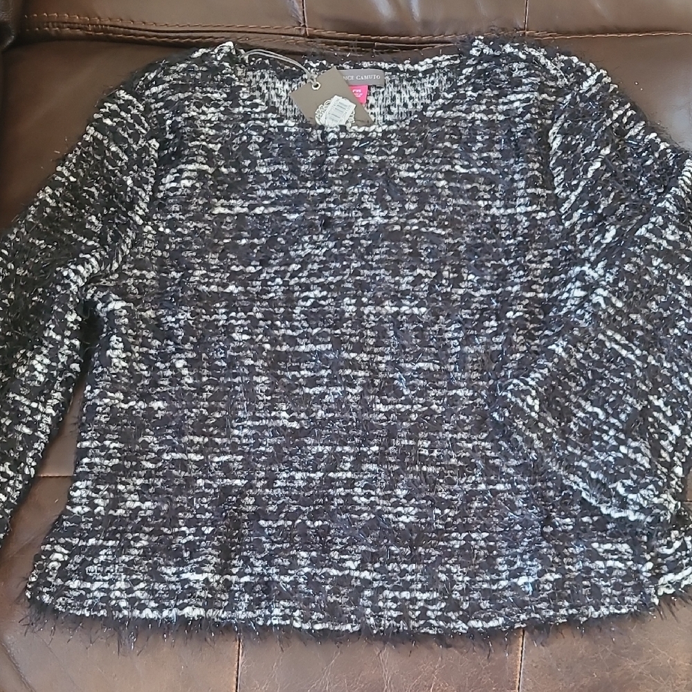 Vince Camuto Black and White Knit Fluffy Sweater PXS NEW